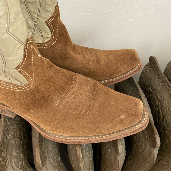VINTAGE Bronco Cowboy Boots - Picture 6 of 8